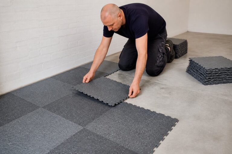 Kan man selv lægge PVC-fliser? Komplet guide